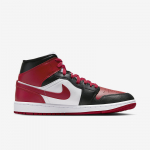 Jordan WMNS Air Jordan 1 Mid - Suurus 40.5 (BQ6472-079 Vabaajajalatsid)