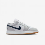 Air Jordan 1 Low - Suurus 36 (553560-146 Vabaajajalatsid)