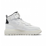 Nike Wmns Air Force 1 High Utility 2.0 - Suurus 36 (DC3584-100 Vabaajajalatsid)