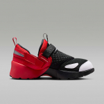 Jordan Trunner Lx Black/ Sail-University Red - Suurus 38 (HQ2164-003 Vabaajajalatsid)