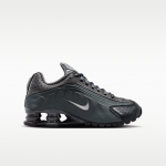 Nike Shox R4 - Suurus 39 (IO1911-060 Vabaajajalatsid)