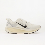 Nike Vomero 18 Summit White/ Black-Coconut Milk - Suurus 39 (HM6804-101 Vabaajajalatsid)