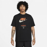 Nike Tee Max90 Oc Pk1 Gfx (FD1303-010 T-s&auml;rgid)