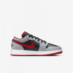 Air Jordan 1 Low - Suurus 40 (553560-060 Vabaajajalatsid)