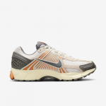 Nike Zoom Vomero 5 - Suurus 40 (IB7469-030 Vabaajajalatsid)