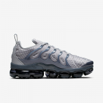Nike Air VaporMax Plus - Suurus 41 (924453-019 Vabaajajalatsid)