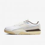 Jordan Flight Court - Suurus 41 (IB8858-141 Vabaajajalatsid)