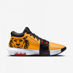 Nike Lebron Witness VIII - Suurus 42 (HQ2139-700 Korvpallijalatsid)