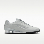 Nike Wmns Shox Z Silver/ Silver-Black-Metallic Silver - Suurus 42 (HQ7540-001 Vabaajajalatsid)