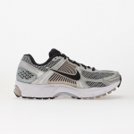 Nike Zoom Vomero 5 Metallic Silver/ Black-College Grey - Suurus 42 (FJ4151-007 Vabaajajalatsid)
