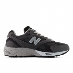 New Balance 880R Castlerock/ Black Cement - Suurus 43 (U880R3TR New Balance jalatsid)