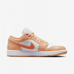 Jordan WMNS Air Jordan 1 Low - Suurus 44 (DC0774-801 Vabaajajalatsid)
