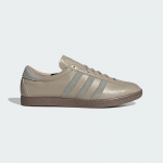 adidas Originals Tobacco - Suurus 46 (JS1363 Vabaajajalatsid)