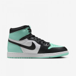 Air Jordan 1 Retro High OG  - Suurus 47 (DZ5485-130 Vabaajajalatsid)