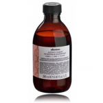 Davines Alchemic Shampoo For Natural & Coloured Hair Cooper v&auml;rviv &scaron;ampoon punastele ja vasev&auml;rvi juustele - 250 ml.
