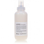 Davines LOVE Curl Primer niisutav kaitsepiim lokkis v&otilde;i lainelistele juustele - 150 ml.