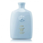Oribe Run-Through Detangling &scaron;ampoon kahustele juustele - 250 ml.