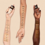 Yves Saint Laurent All Hours Foundation SPF30 jumestuskreem - MC2