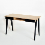 Kirjutuslaud HUH, tamm/must