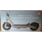 SALE OUT. Xiaomi Electric Scooter 6 Max GL | Xiaomi 24 month(s) | DAMAGED PACKAGING, PAINT AND BODY (NEAR SCREEN). MISSING INNER PACKAGING. ITEM IS SCRATCHED, DIRTY