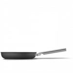 K&uuml;psetuspann Smeg 26cm, must