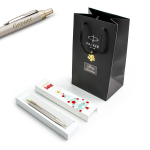 Parker IM Professionals monokroomne &scaron;ampanja 2172956 graveeringuga pastapliiats j&otilde;ulukingitus