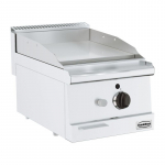 CombiSteel BASE 600 gaasigrill (sileda k&uuml;psetuspinnaga)