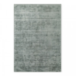 Helesinine k&auml;sitsi kootud viskoosvaip 120x180 cm Noemi - Vikosa