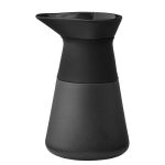 Must savin&otilde;udest piimakann 400 ml Theo - Stelton