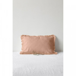 Terrakottapruun linane padjap&uuml;&uuml;r triibulise &auml;&auml;rega, 50 x 60 cm - Linen Tales