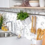 24-st seinakleebisest koosnev komplekt Must-valge marmor, 10 x 10 cm - Ambiance