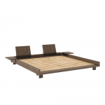 Pruun kaheinimesevoodi m&auml;nnipuidust liistudega 180&times;200 cm Social &ndash; Karup Design