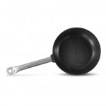 Titaanist valatud alumiiniumist antihappelise pinnaga pann, &oslash; 24 cm Titanium Professional - Hendi