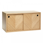 Tammepuust seinariiul, mis on valmistatud Herringbone'ist - H&uuml;bsch