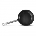 Titaanist valatud alumiiniumist antihappelise pinnaga pann , &oslash; 32 cm Titanium Professional - Hendi