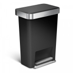 Pedaaliga plastmassist pr&uuml;gikast 45 l - simplehuman