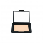 Nee Make Up Milano Compact Powder Vitamin E Kompaktne pulber, 33