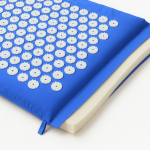 Isikliku hoolduse tooted // Masseerijad // AG438B Mata do akupresury + poduszka