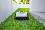 Autonomous lawn mower Ecovacs GOAT O800 RTK