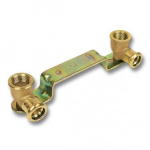 Cu-PRES sienas plāksne 15x1/2"F Cu-PRES sienas stiprinājums, dubults 8976g