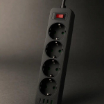 Power strip Riff F25U &mdash; 5 sockets, 3 USB-A ports, 1 USB-C port