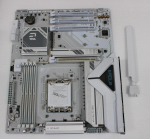 SALE OUT. Gigabyte B850 EAGLE WF7 ICE | Processor family AMD | Processor socket AM5 | Number of SATA connectors 4 | USED