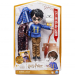 Spin Master Wizarding World Harry Potter - gift set with Harry Potter doll, play figure (approx. 20.3 cm tall, incl. broom, invisibility cloak and other accessories)