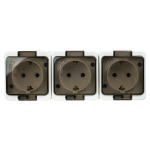 Uued tooted // Gniazdo  potr&oacute;jne 3x 2P+Z SCHUKO bryzgoodporne   klapką dymną  IP44, SMART, biały