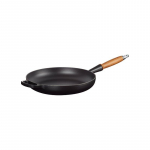 Le Creuset Cast iron pan with wooden handle &Oslash;28cm