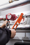 NEO tools 02-132 pipe wrench