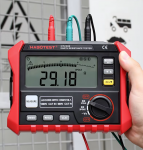 Maandustakistuse m&otilde;&otilde;tja elektris&uuml;steemidele 0&ndash;4 k&Omega; LCD-ga | Habotest HT2302