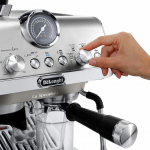De&rsquo;Longhi La Specialista Arte Compact Manual Bean to Cup coffee machine with Cold Brew