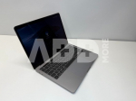 Apple | RENEW Grade A | MacBook Pro 13" (2020) | 13.3" Retina Display | Intel Core i5 | i5-8257U | 8 GB | 256 GB SSD | Intel Iris Plus Graph