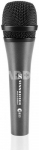 e 835